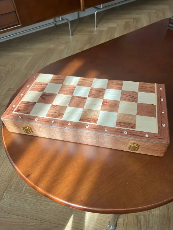 Шахматы Gold Knight Chess Set 1