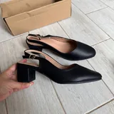ღია ქუსლიანი ფეხსაცმელი 1