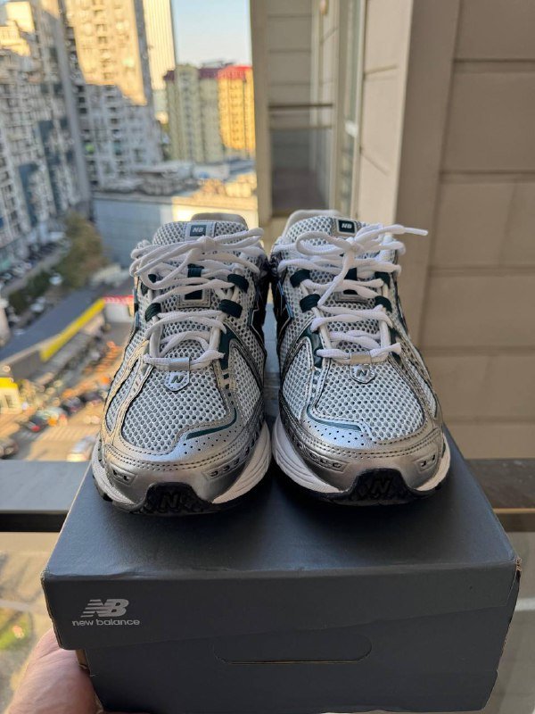 Кроссовки New Balance модель 1906 размер 10,5 USA 2