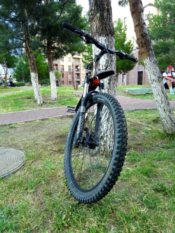 Велосипед KHS с алюминиевой рамой, Deore XT, насосы, педали 2