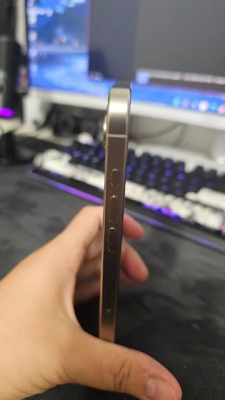 Iphone 16 Pro Max 1