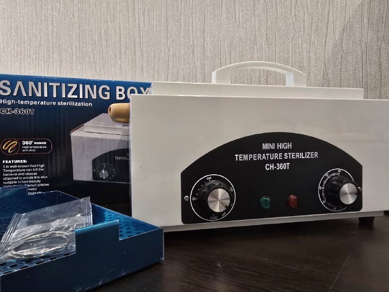 Фрезер Strong-204, вытяжка Max, сухожар стерилизатор 4