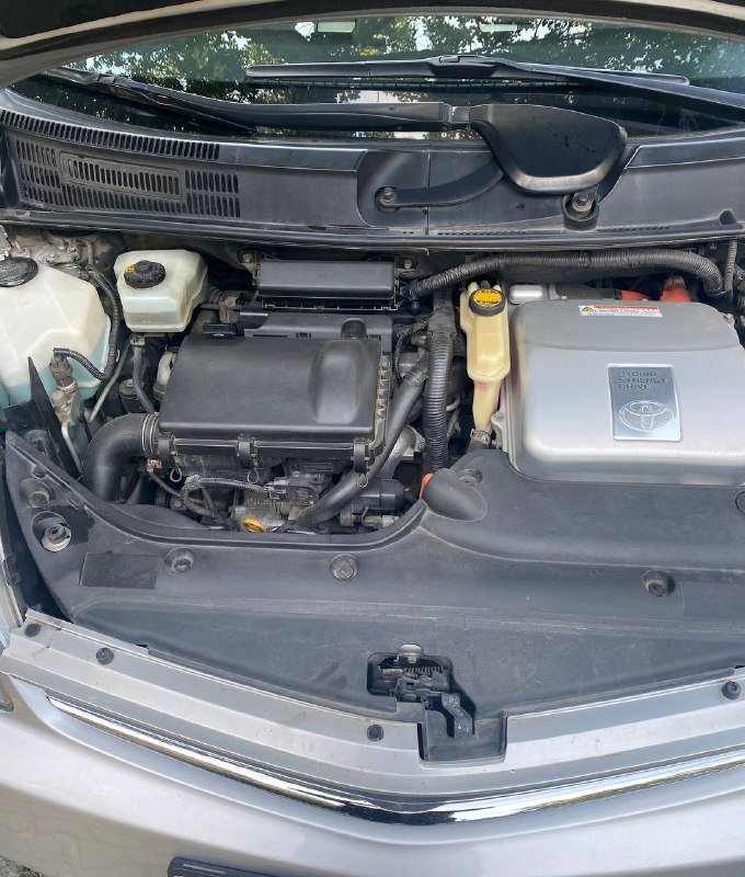 ახალი TOYOTA PRIUS ავტომობილი 6