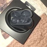 Один наушник OnePlus Buds 3 Pro 3