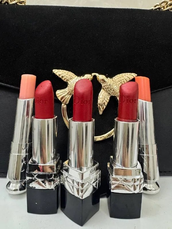 Помады Dior 1