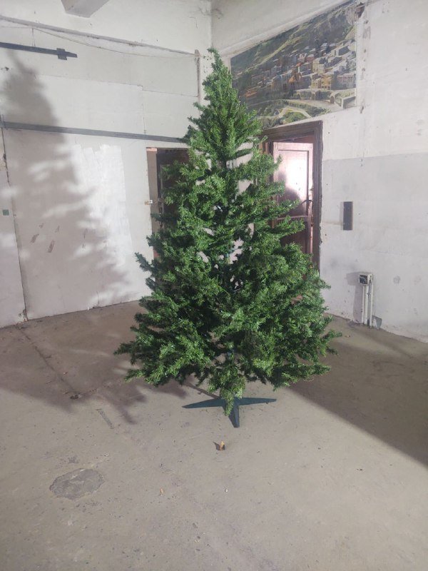 искусственная елка 240 см