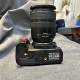 Фотоаппарат Nikon D7000 с объективом и зарядным устройством 4