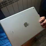 iPad 8 2