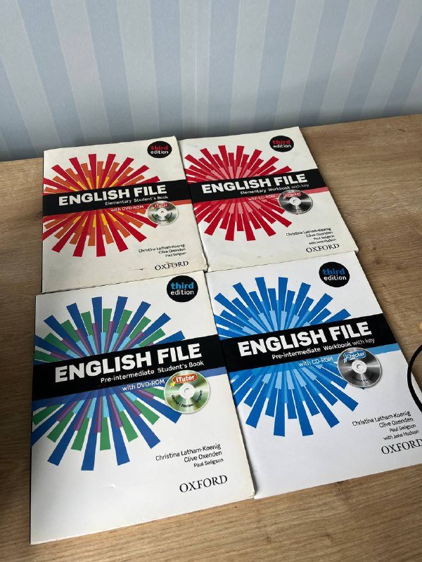 English File Elementary и Pre-Intermediate учебники и рабочие тетради
