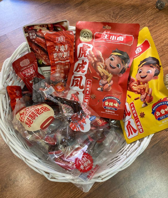 Китайские деликатесы куриные лапки