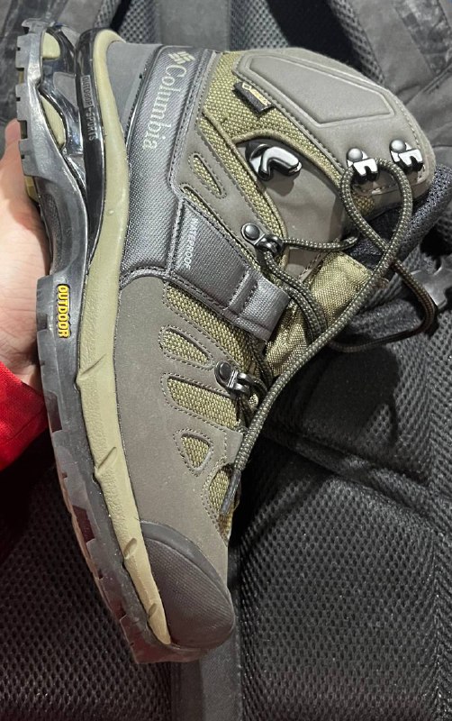 Columbia and Merrell authentic new shoes 4