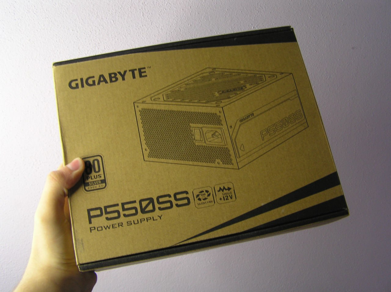 Gigabyte P550SS блок питания 550W