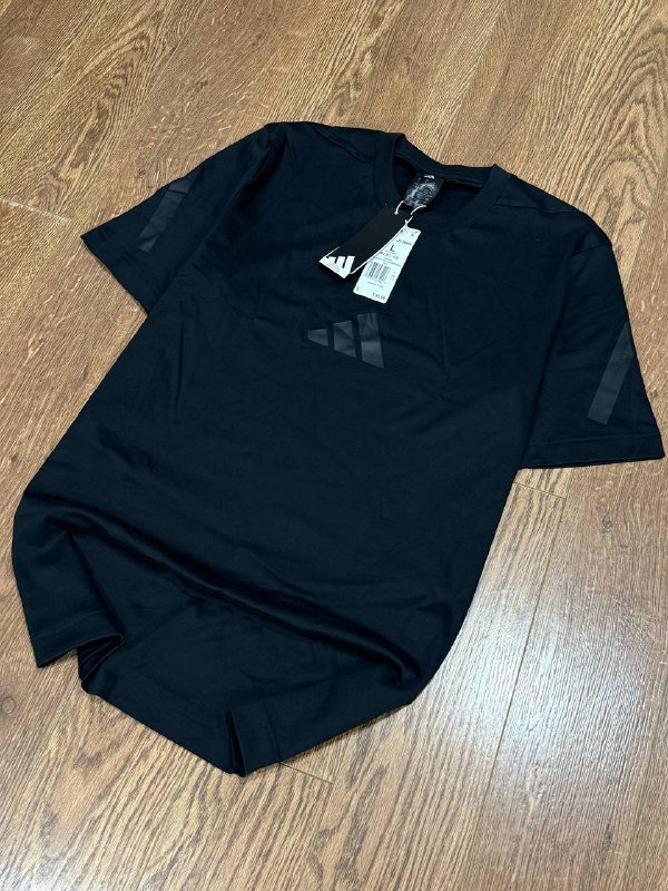 Мужская футболка Adidas