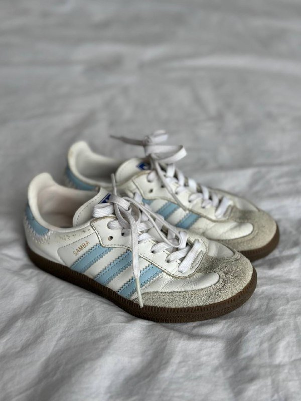 Куртки 2-5 лет, Кеды Adidas Самбо, Туфли Next 9-10 размер 4