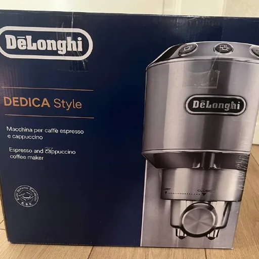 Кофемашина DeLonghi Dedica Style