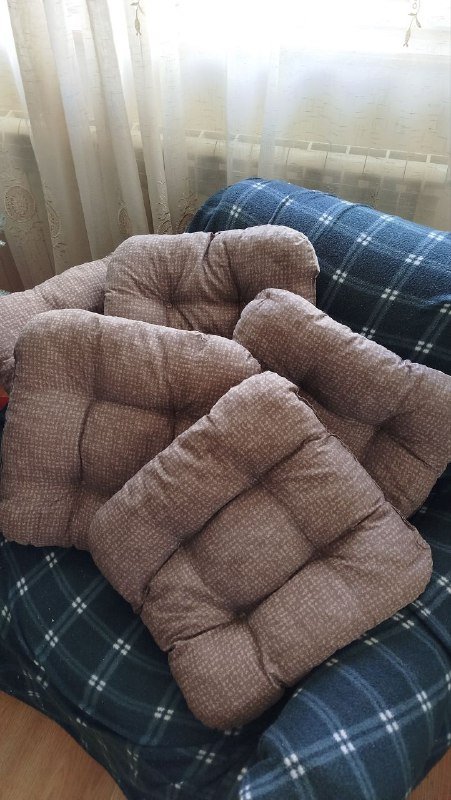 Подушки HASSELURT 40x40x8 brown 5 шт 2