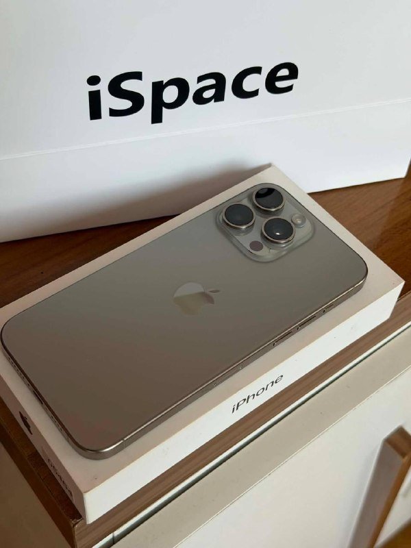 iPhone 15 Pro Max 256 GB 3