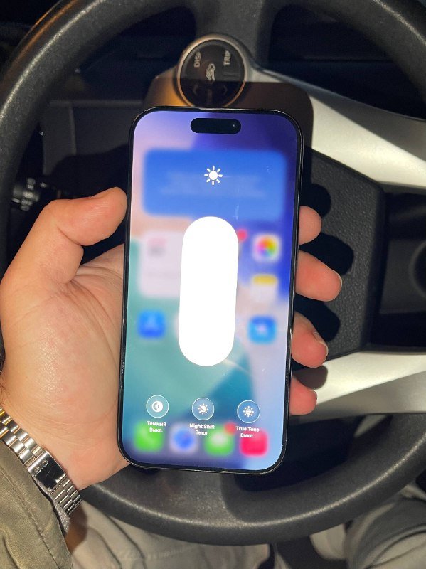 iPhone 16 Pro 128GB Black Titanium 3