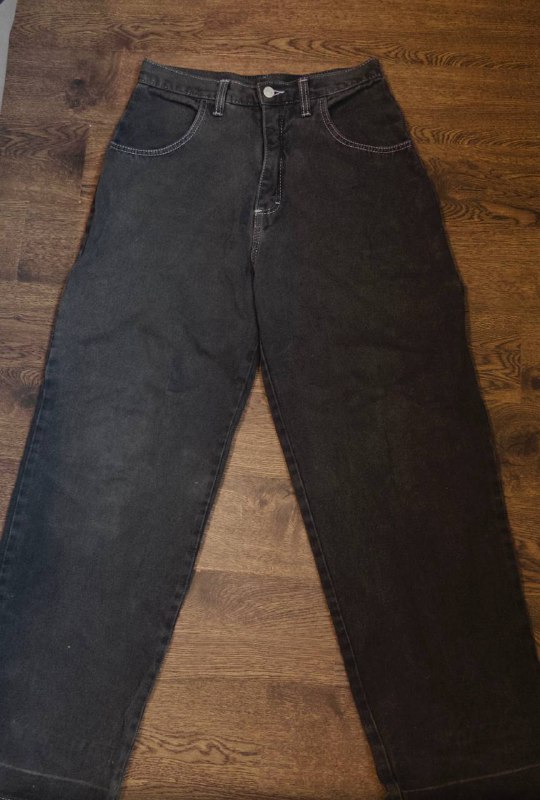 Джинсы черные Stradivarius 4