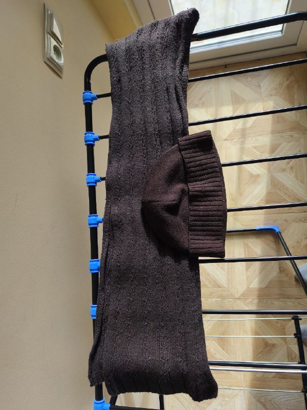 Шапка и шарф из шерсти и акрила 3