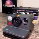 Polaroid Now камера 1