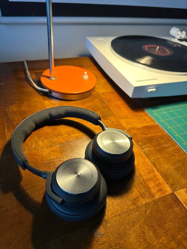 Наушники BANG & OLUFSEN Beoplay HX