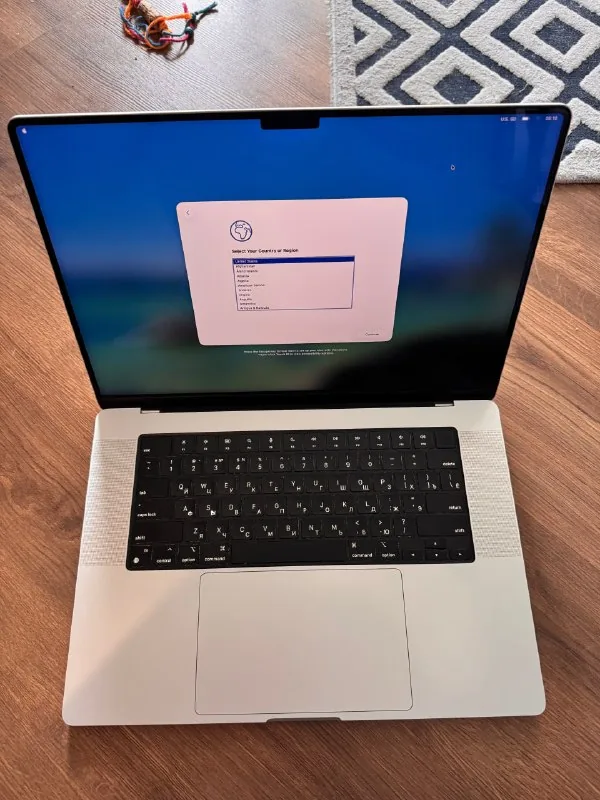 MacBook Pro M1 Pro 16 дюймов 1