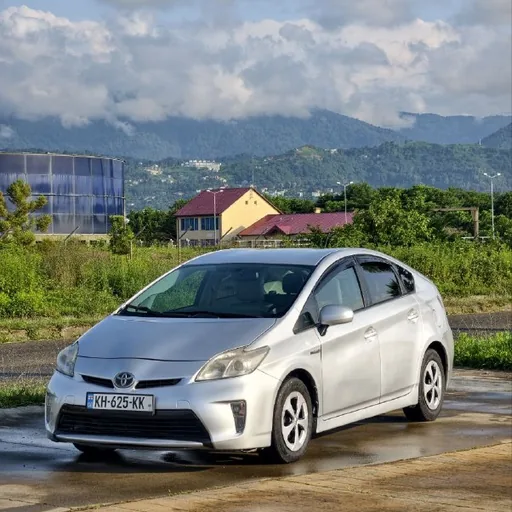 Toyota Prius 2012
