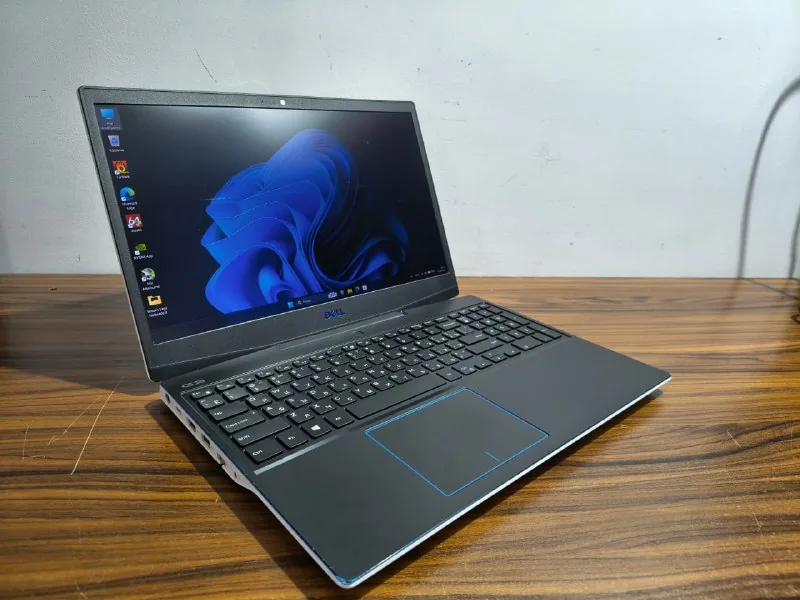 Игровой ноутбук Dell G3 1
