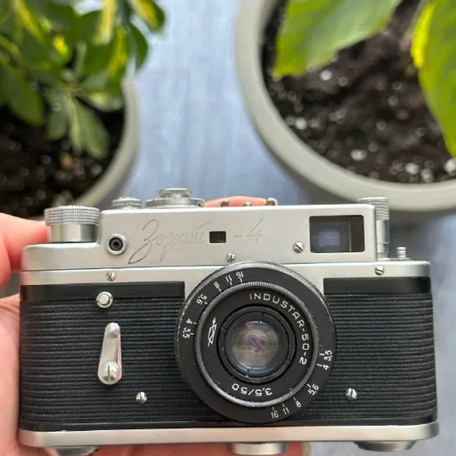 Фотоаппарат Зоркий-4 на запчасти