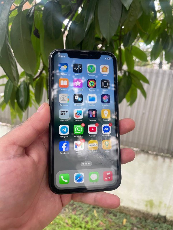 iPhone 12 128GB, iPhone 12mini 128GB, iPhone XR 64GB 3