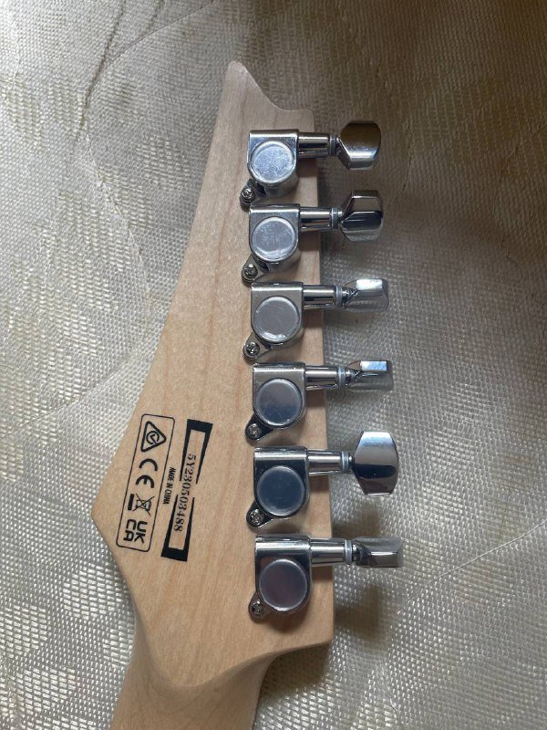 Электрогитара Ibanez GRX70QA Transparent Brown Sunburst с чехлом 3