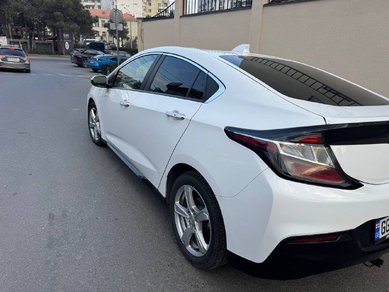 Chevrolet Volt 4