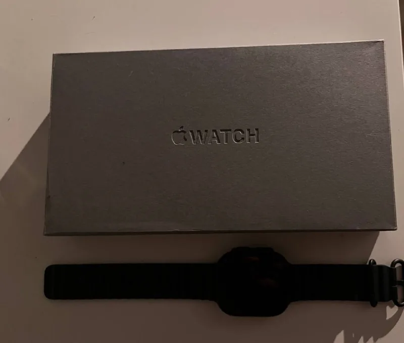 Apple Watch Ultra 2 49mm ti black ocean band 1