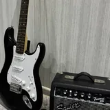 Гитара Fender Squier Stratocaster, комбик Fender Frontman 10G 2