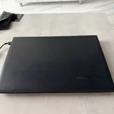 Ноутбук Lenovo с беспроводной мышью 3