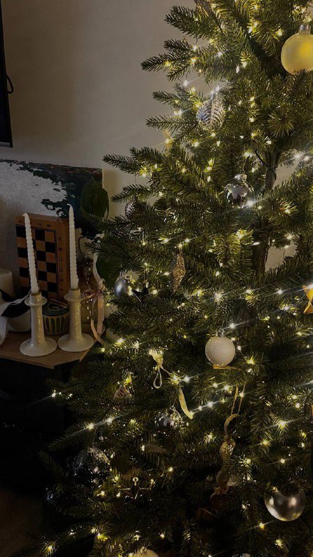 Искусственная елка 3