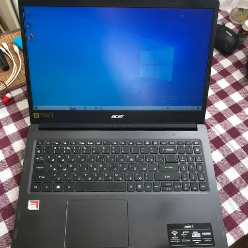 Acer Aspire 3 ноутбук