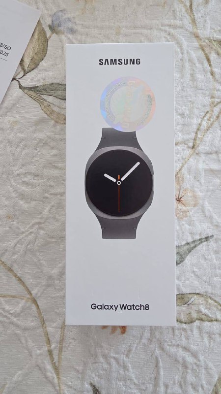 Часы Samsung Galaxy Watch 8 40мм Gray новые 4