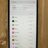 iPhone XR 64GB White 4