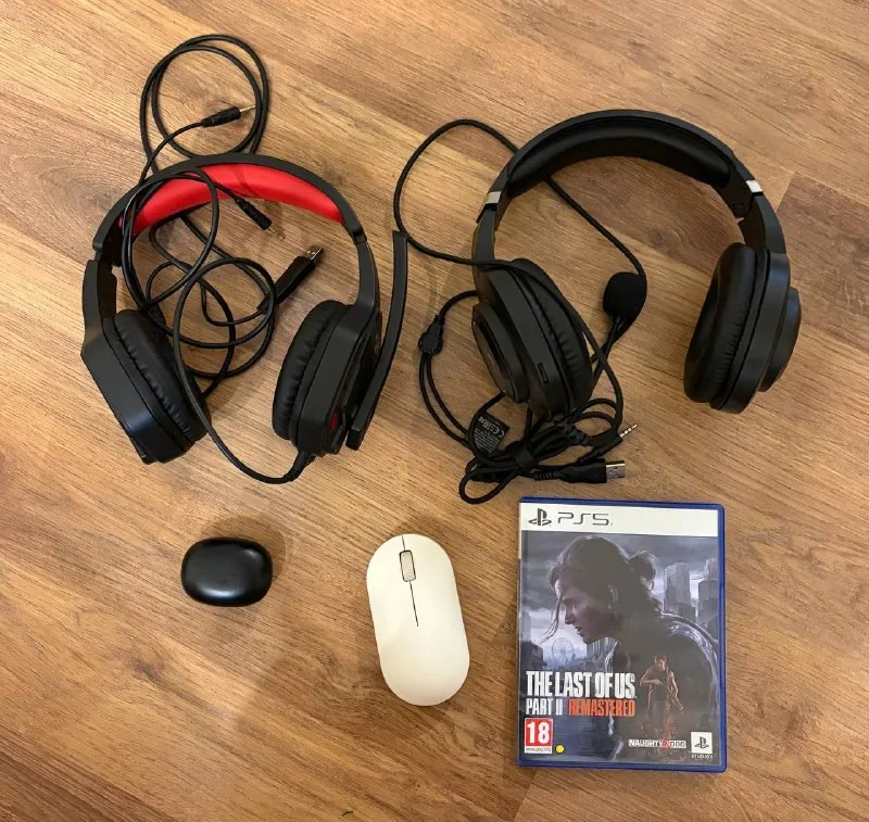 Наушники, мышка, игра The Last of Us