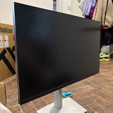 Мониторы Dell U2722D, Dell P2422H, Lenovo T27p-30, мышки Apple Magic Mouse 5