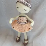 Вязаная сумка, кукла балерина, динозаврик 2