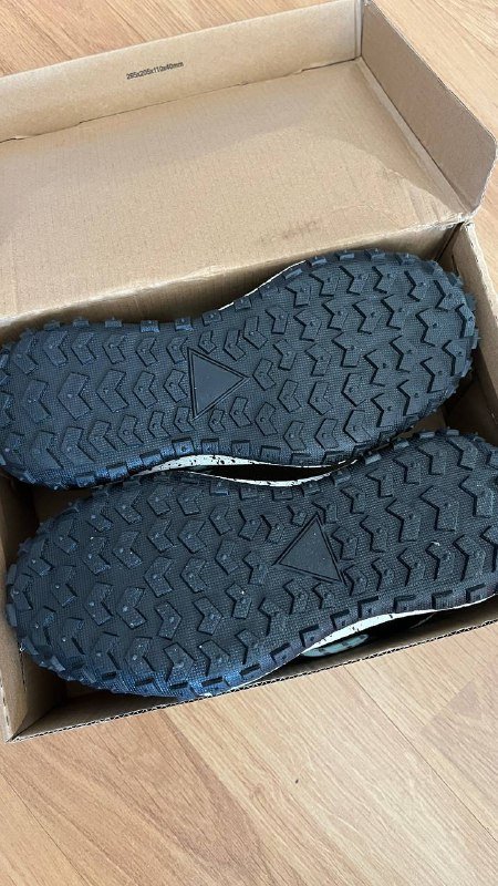 Кроссовки размер 38 новые 3