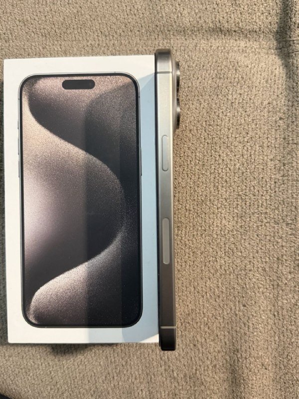 iPhone 15 Pro Max версия eSIM США