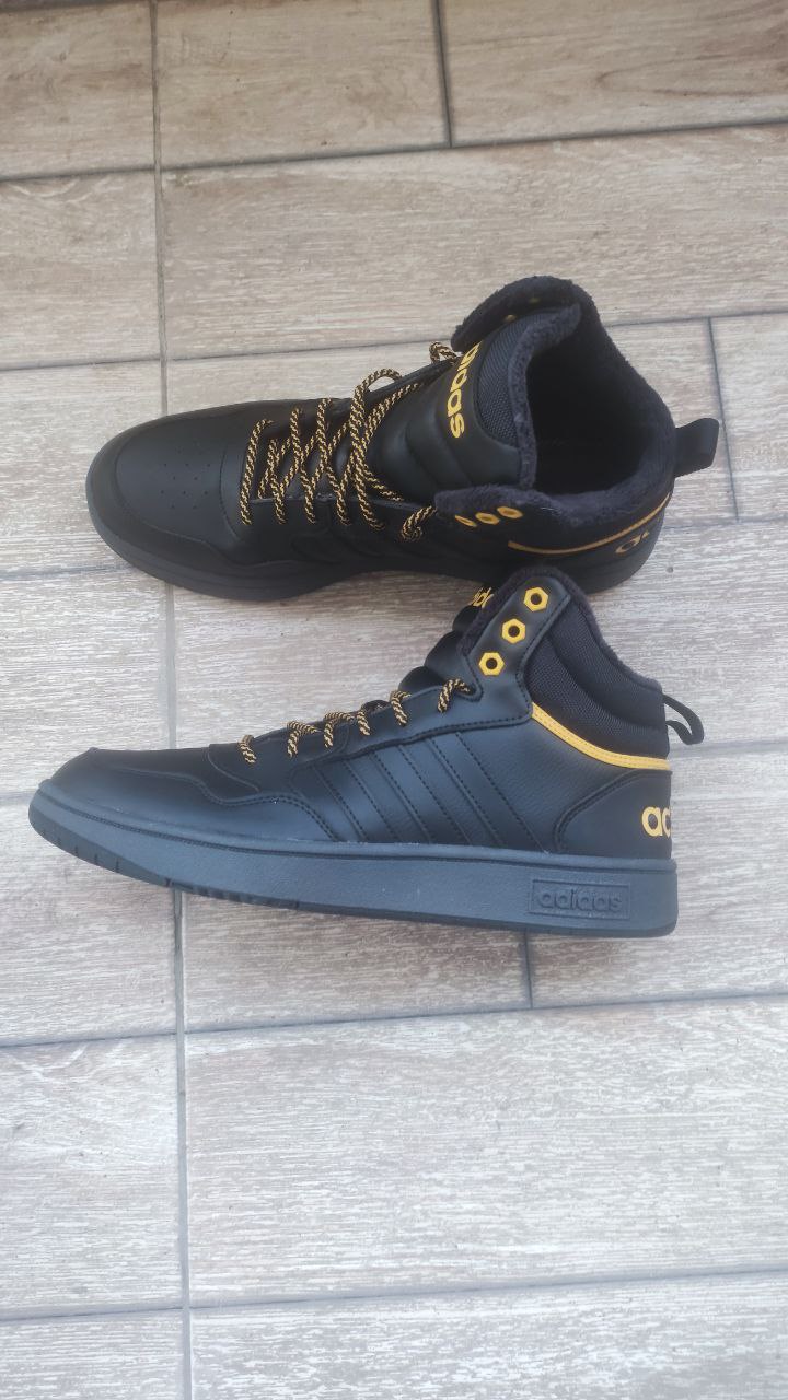 Кроссовки Adidas осень-зима новые, размер 10.5 3