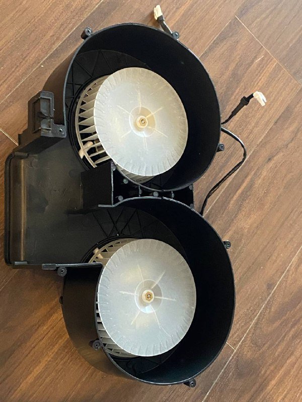 Блок вентиляторов от вытяжки