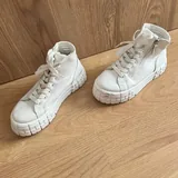 Кеды, ботинки, кроссовки, джинсы, боди, елки, цепочка, куклы 2