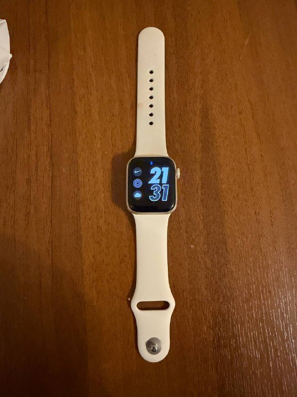 SE 3 Nike Edition умные часы