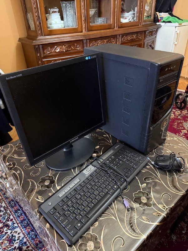 Компьютер, самокат, диски машины 2